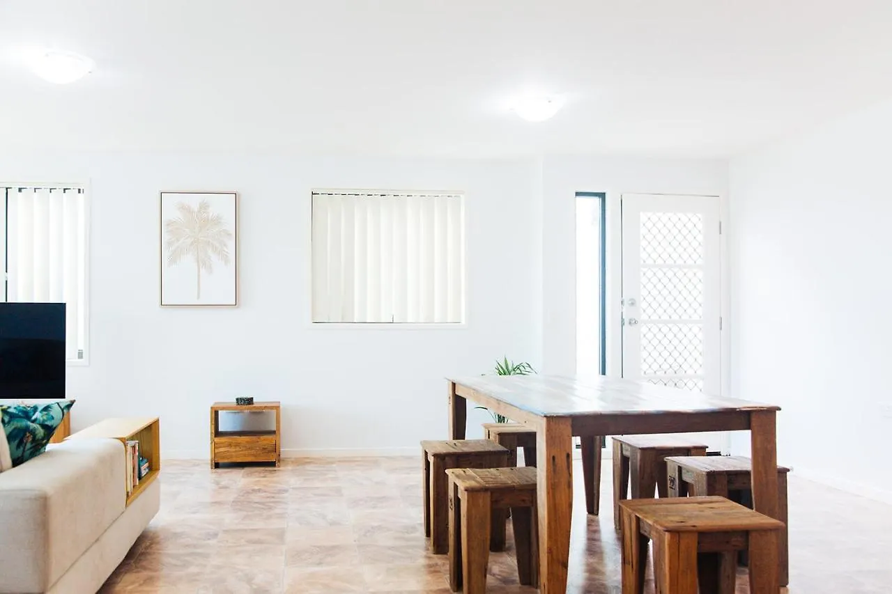 Shaws Bay Getaway- Ocean View Tropical Oasis Apartment East Ballina 0*,  Australia